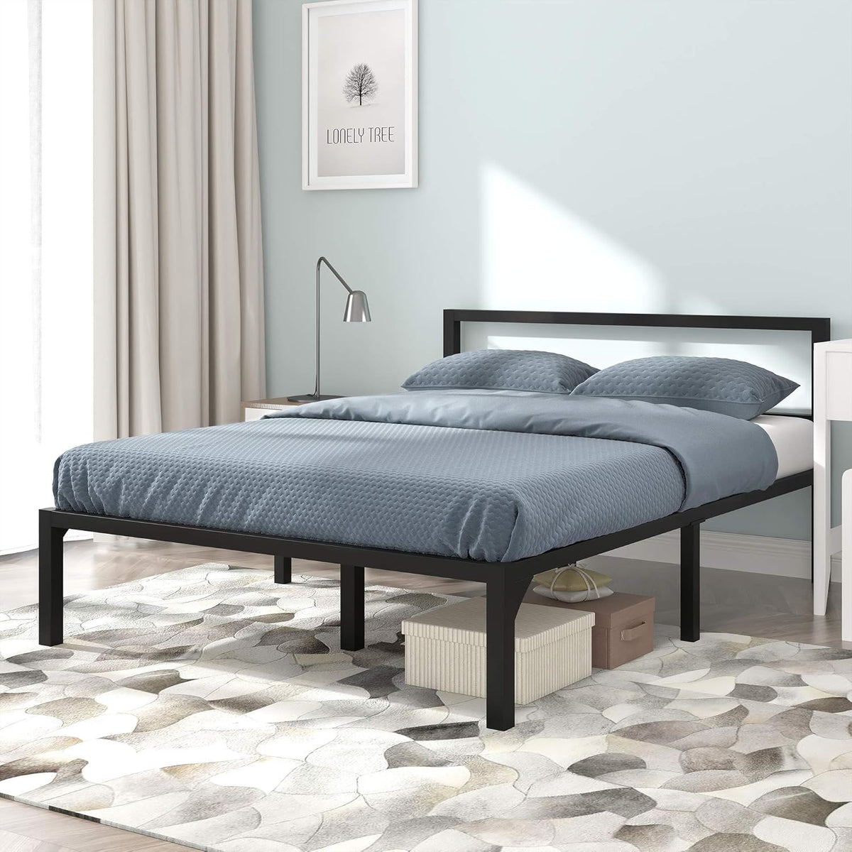 Full Size Black Metal Platform Bed Frame with Headboard Y89521