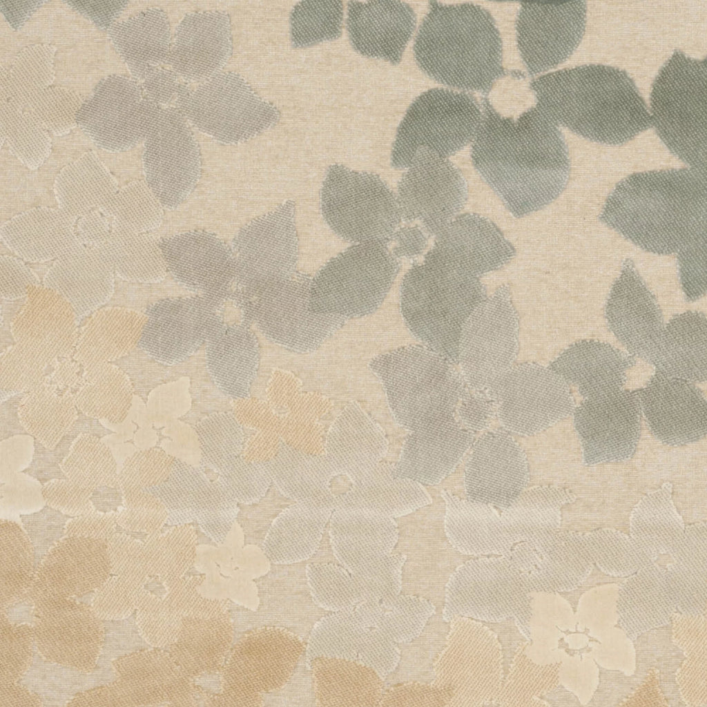 5'3" x 7'6" Floral Area Rug B58752