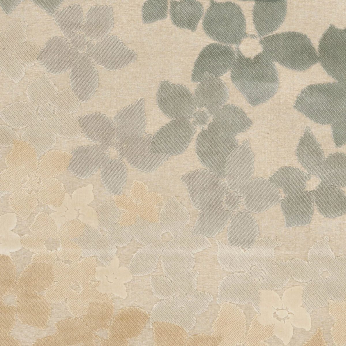 5'3" x 7'6" Floral Area Rug B58752