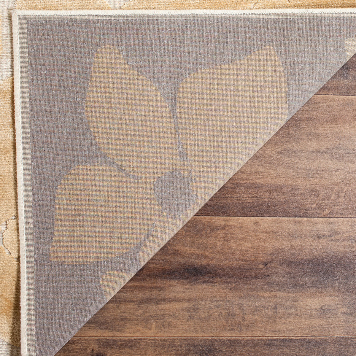 5'3" x 7'6" Floral Area Rug B58752
