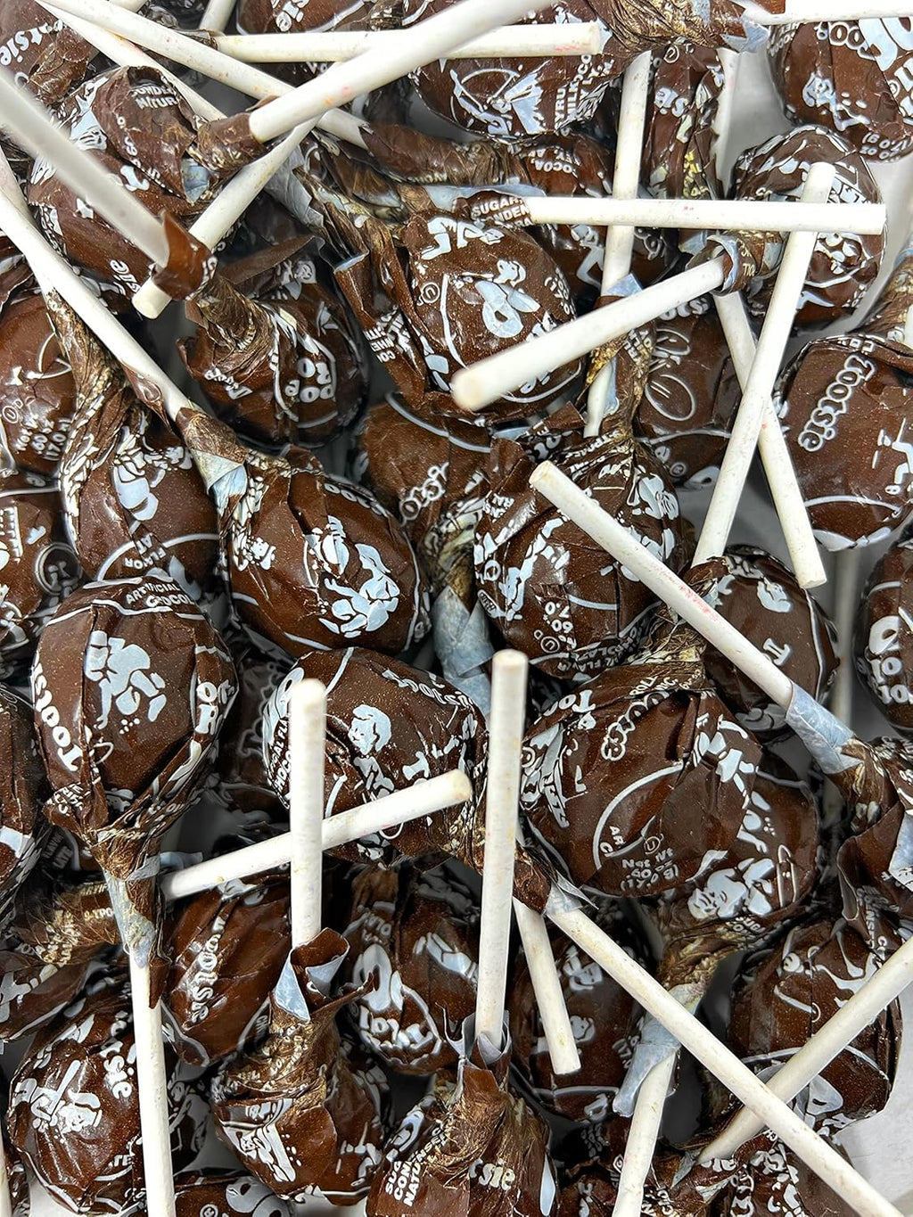Chocolate Lollipops Bulk Candy 50+ Count 2.25 lbs (36 Oz) T4840