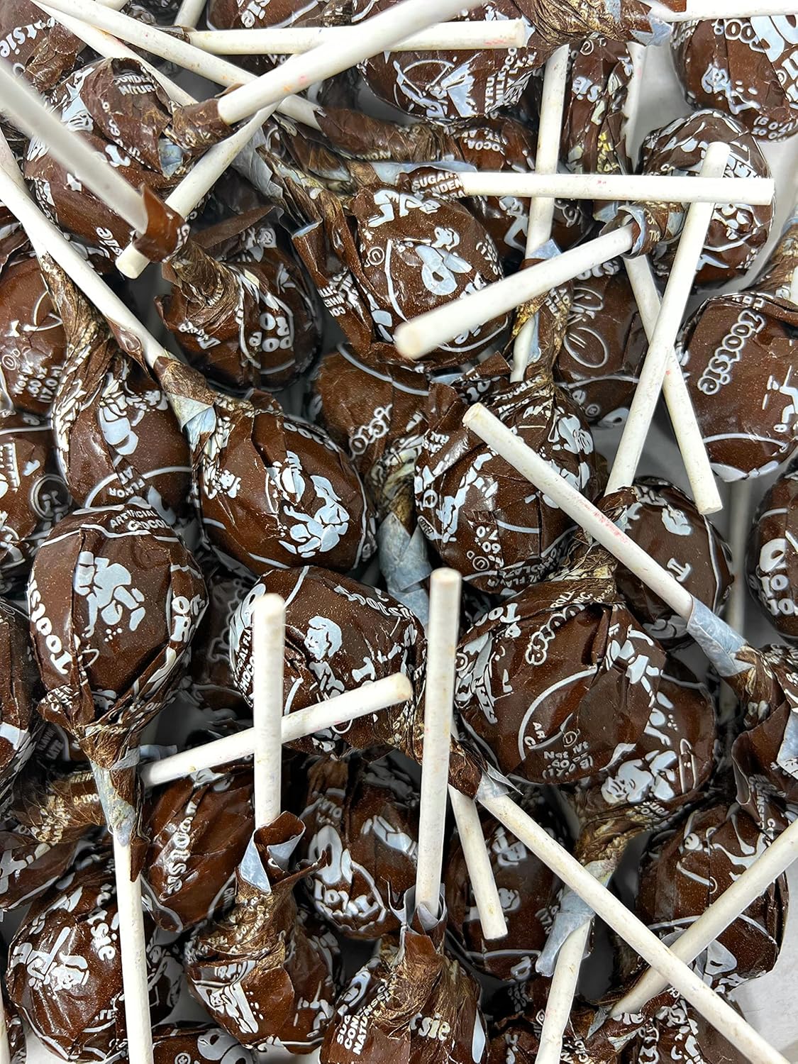 Chocolate Lollipops Bulk Candy 50+ Count 2.25 lbs (36 Oz) T4840