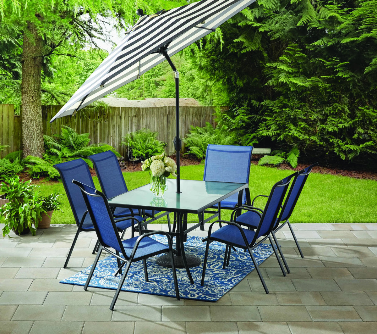 Black Round Powder Coated Resin Patio Umbrella Base Y406