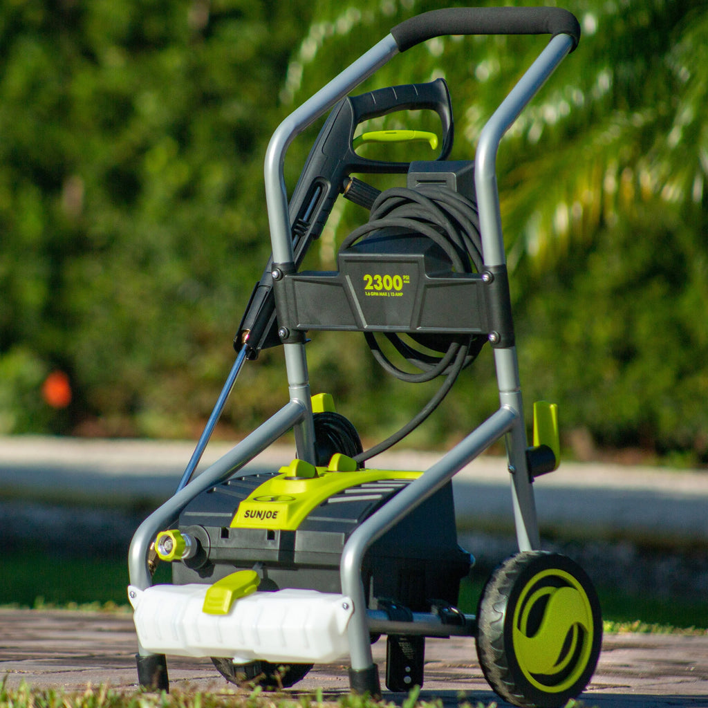 Electric Pressure Washer with Quick Connect Nozzles H72488