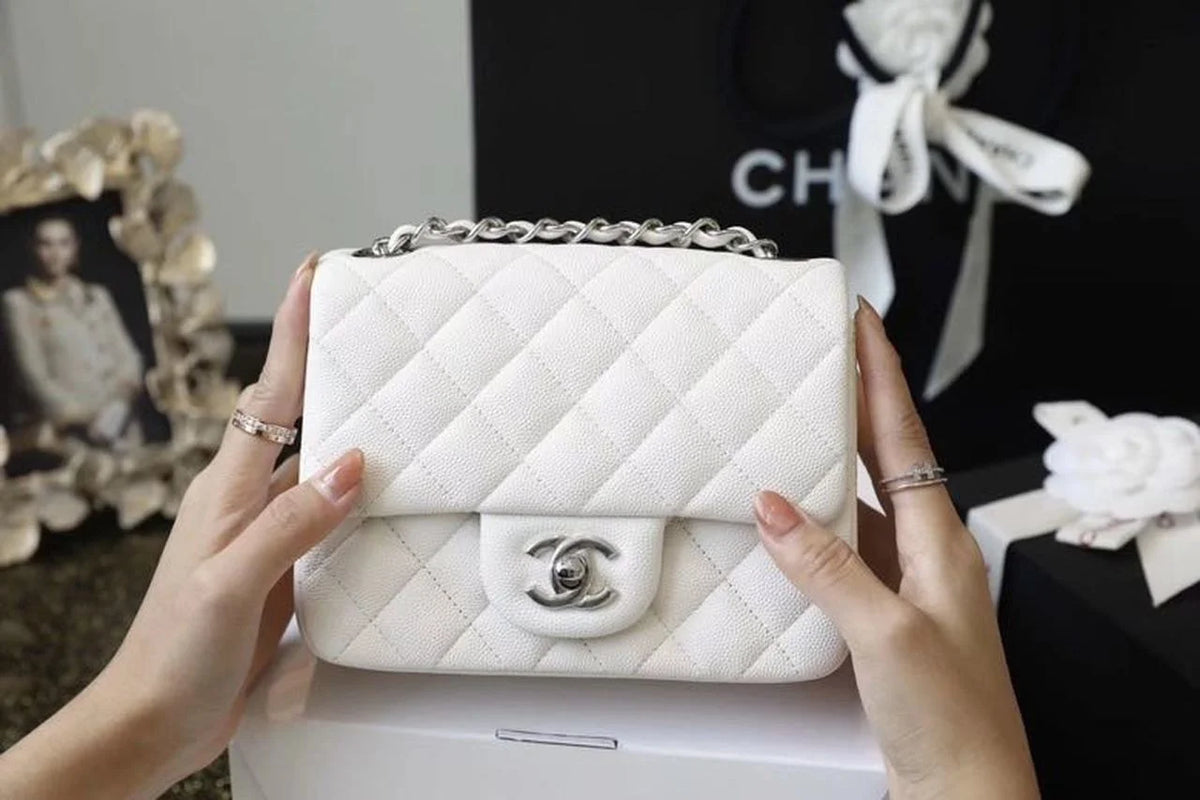 White Mini Flap Bag Q415494